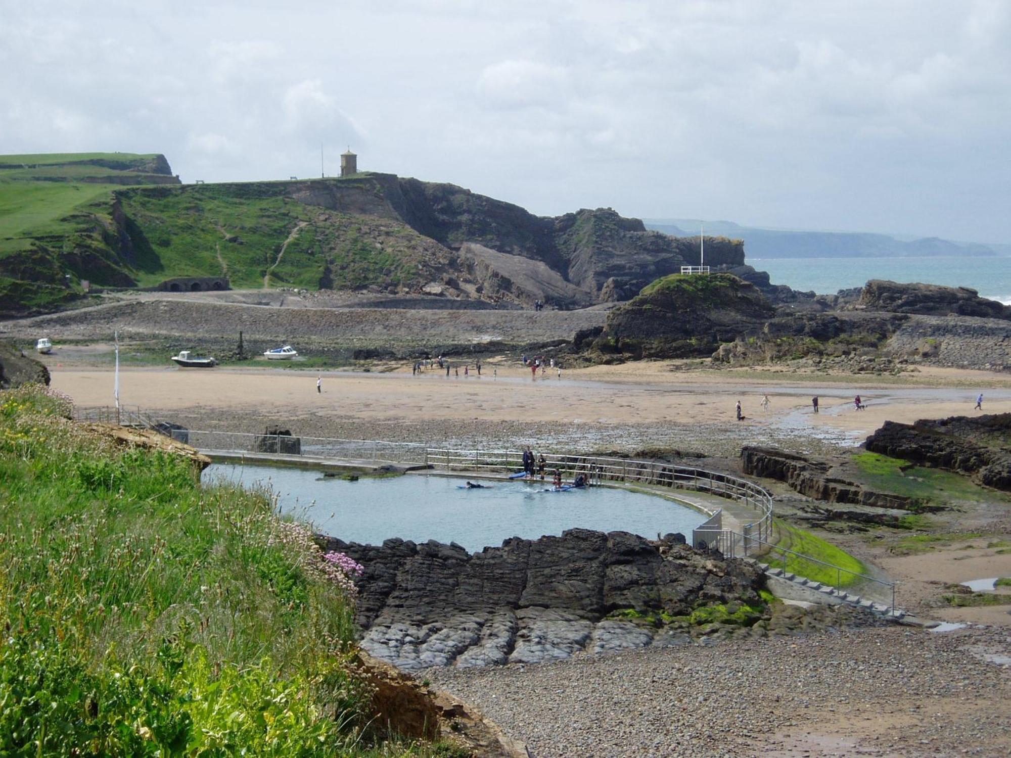 Oak Lodge B&B Bude Bagian luar foto