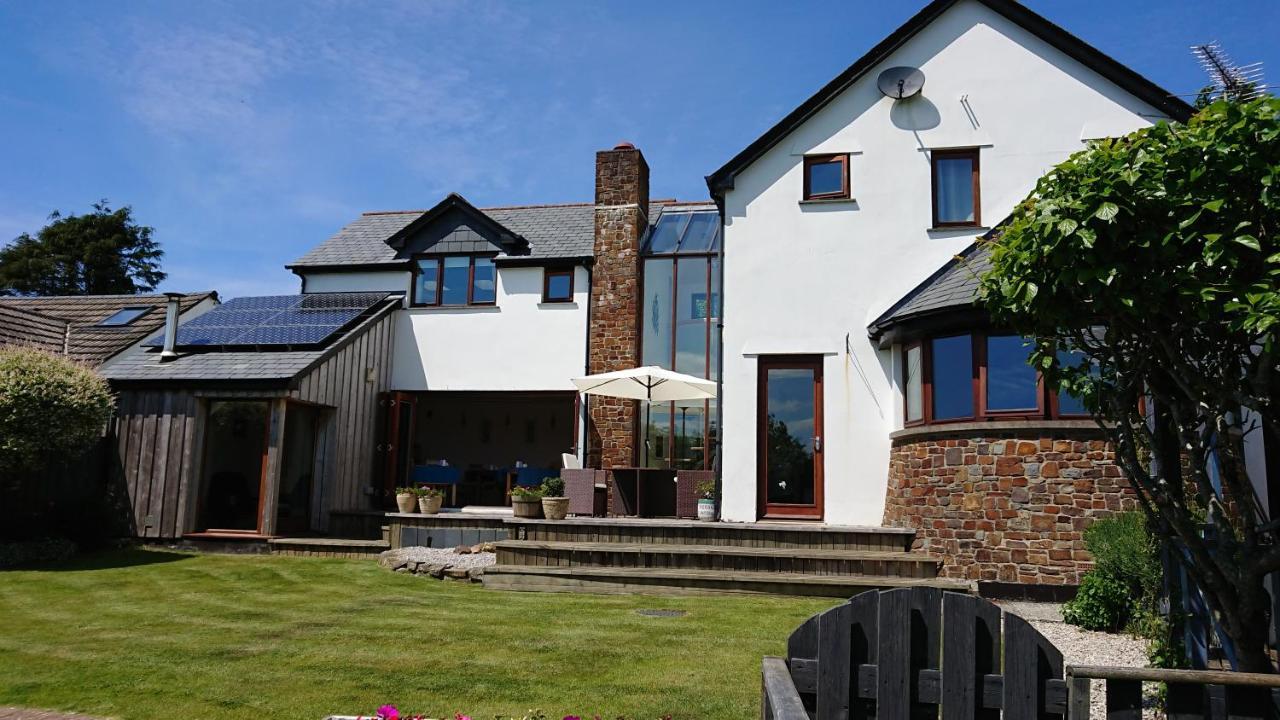 Oak Lodge B&B Bude Bagian luar foto